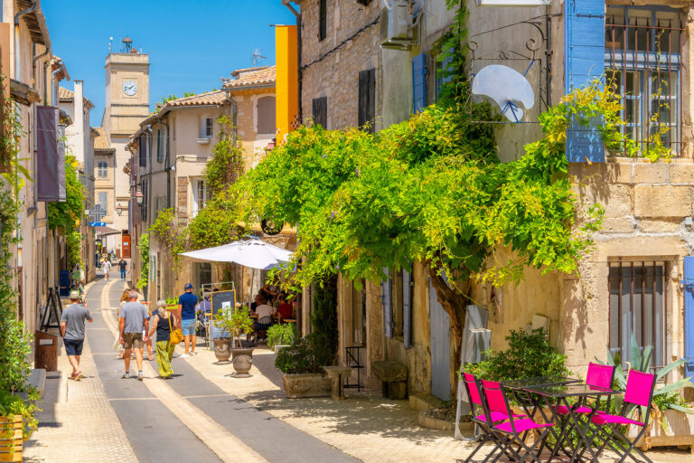 Saint-Rémy-de-Provence, the capital of the Alpilles: Provence weekend concepts